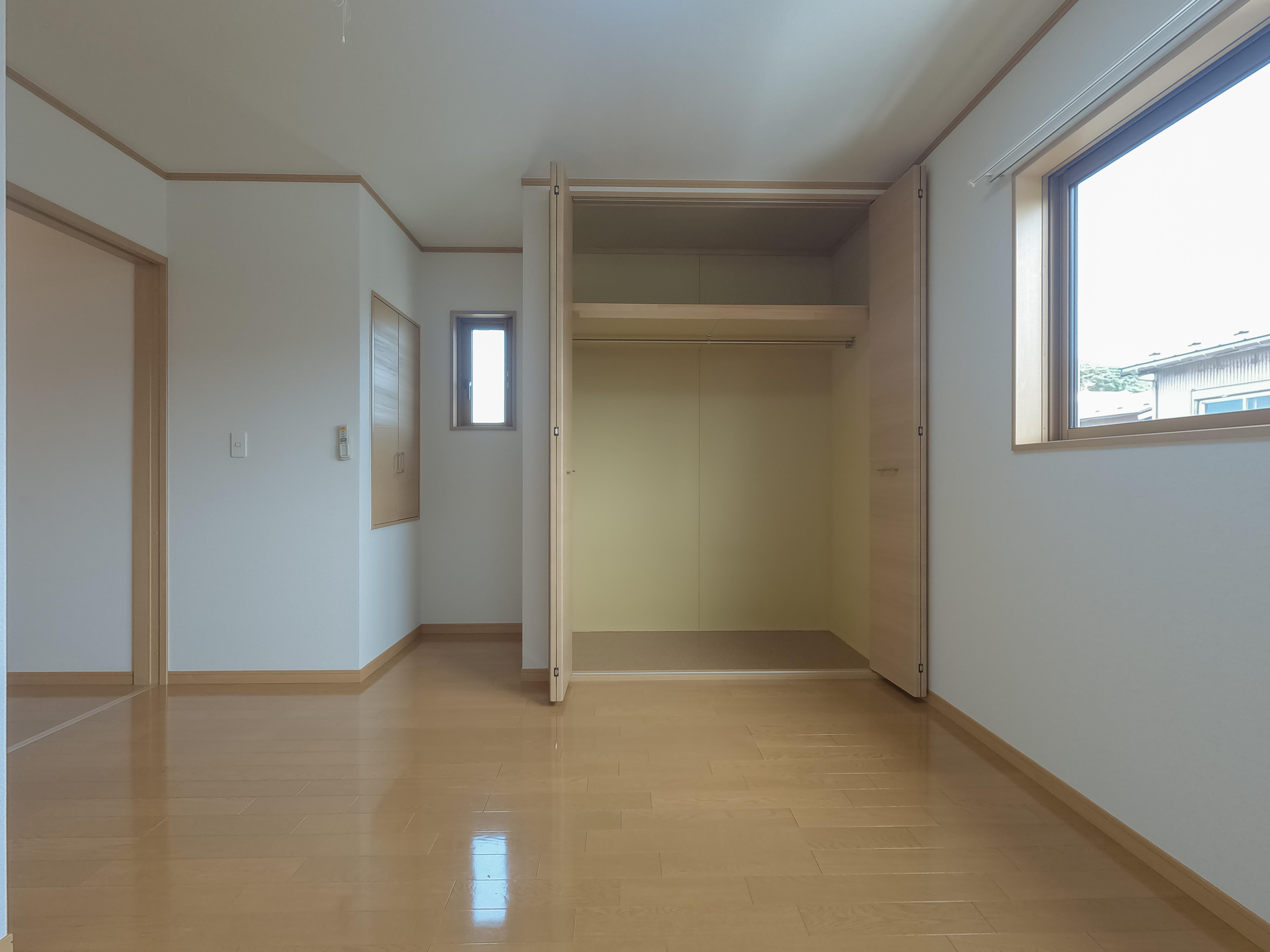 ★一戸建★2階建★サンシモダ