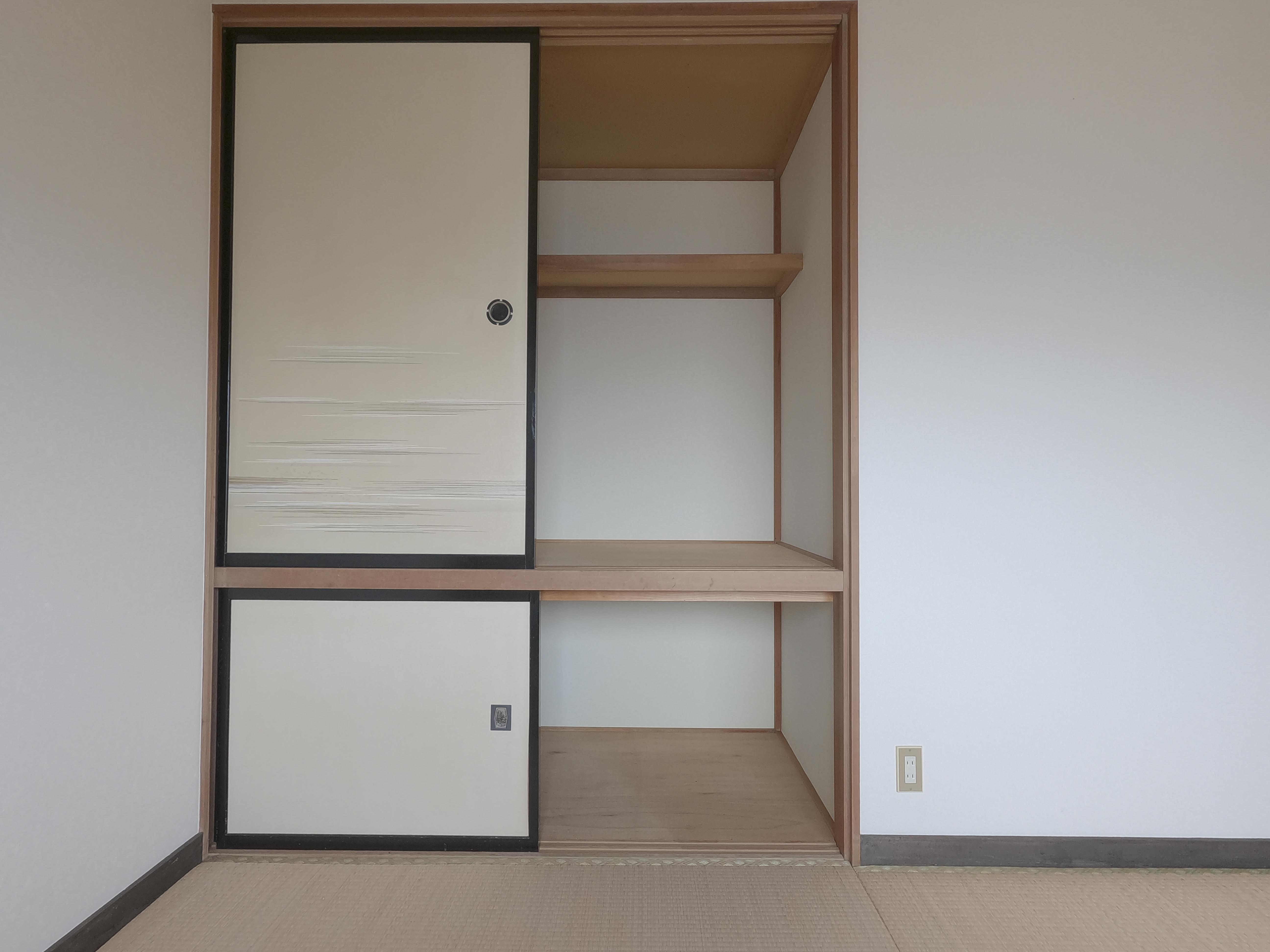 ウィスタリアB棟