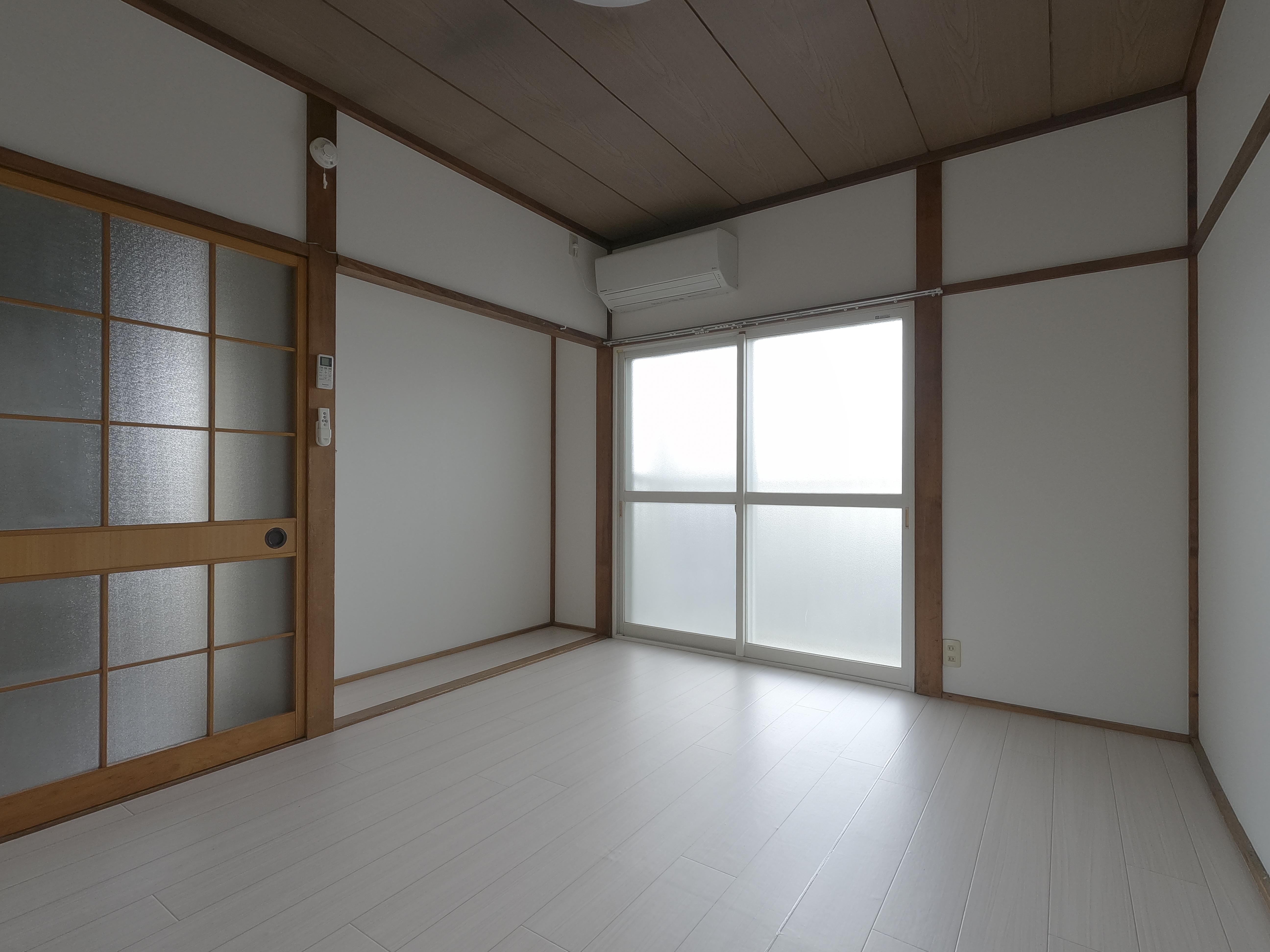 ロイヤルタカハシ