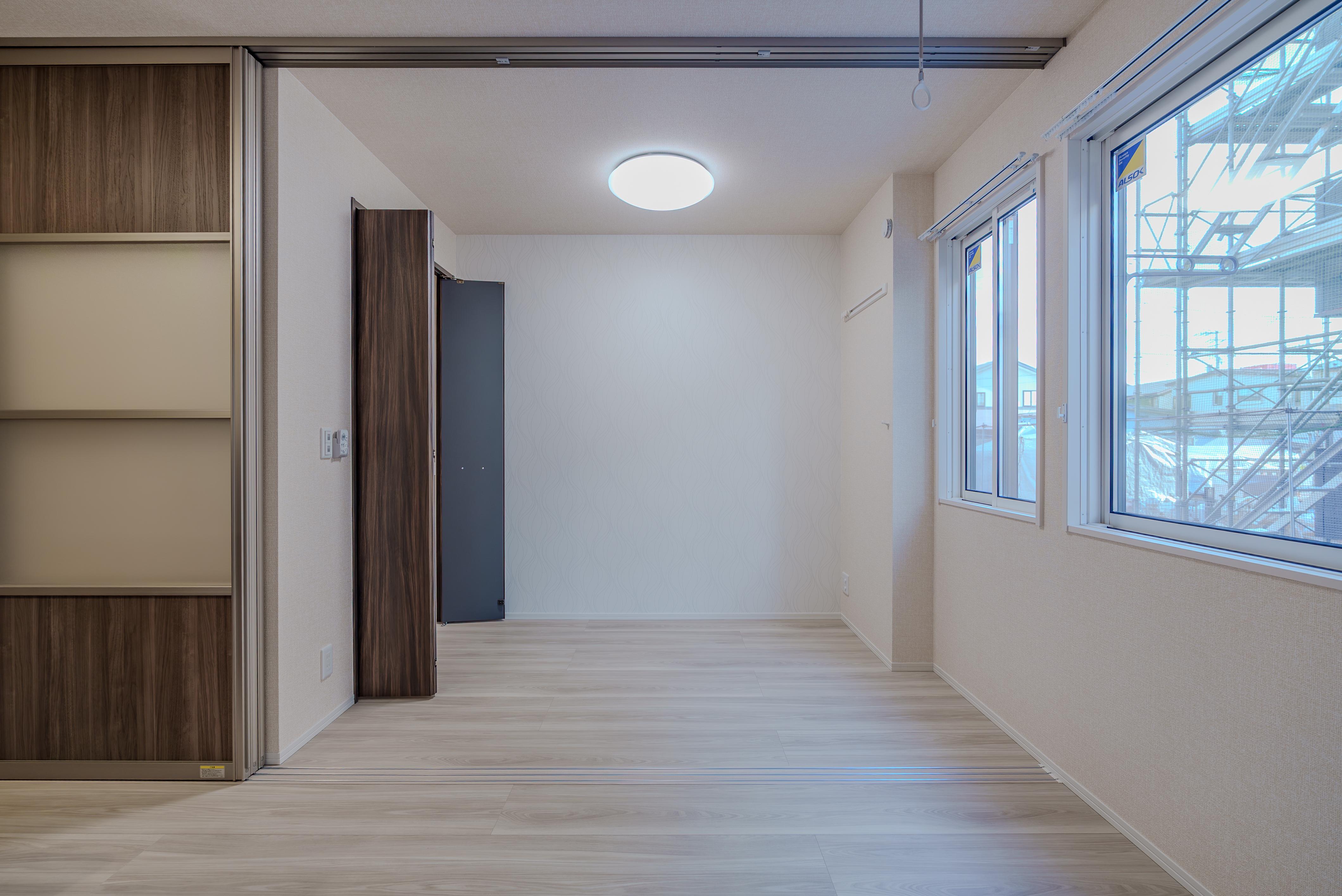 ★D-room★太陽光発電ZEH-M★インターネット無料★新築★レスア柏崎Ⅱ