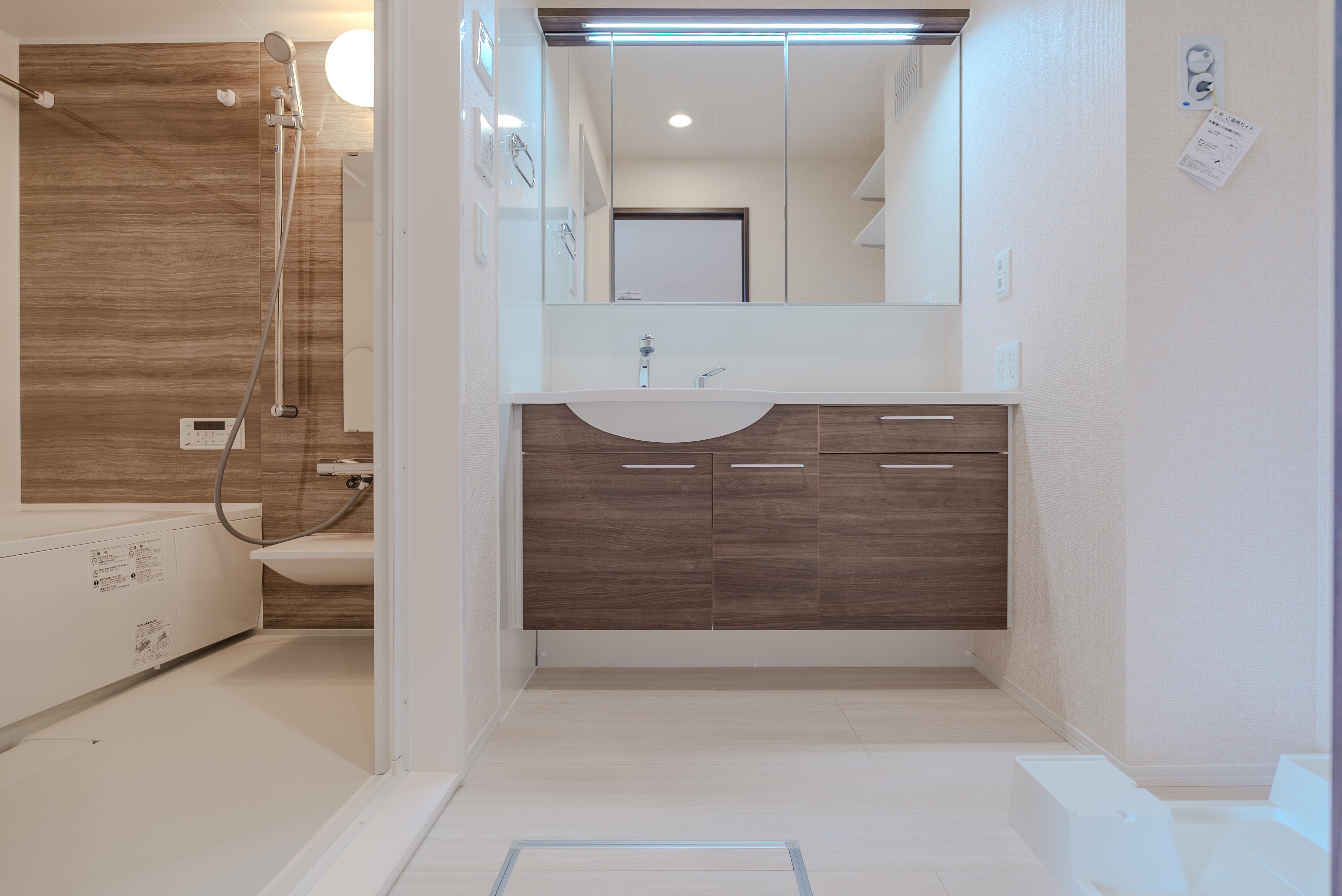 ★D-room★太陽光発電ZEH-M★インターネット無料★新築★レスア柏崎Ⅱ