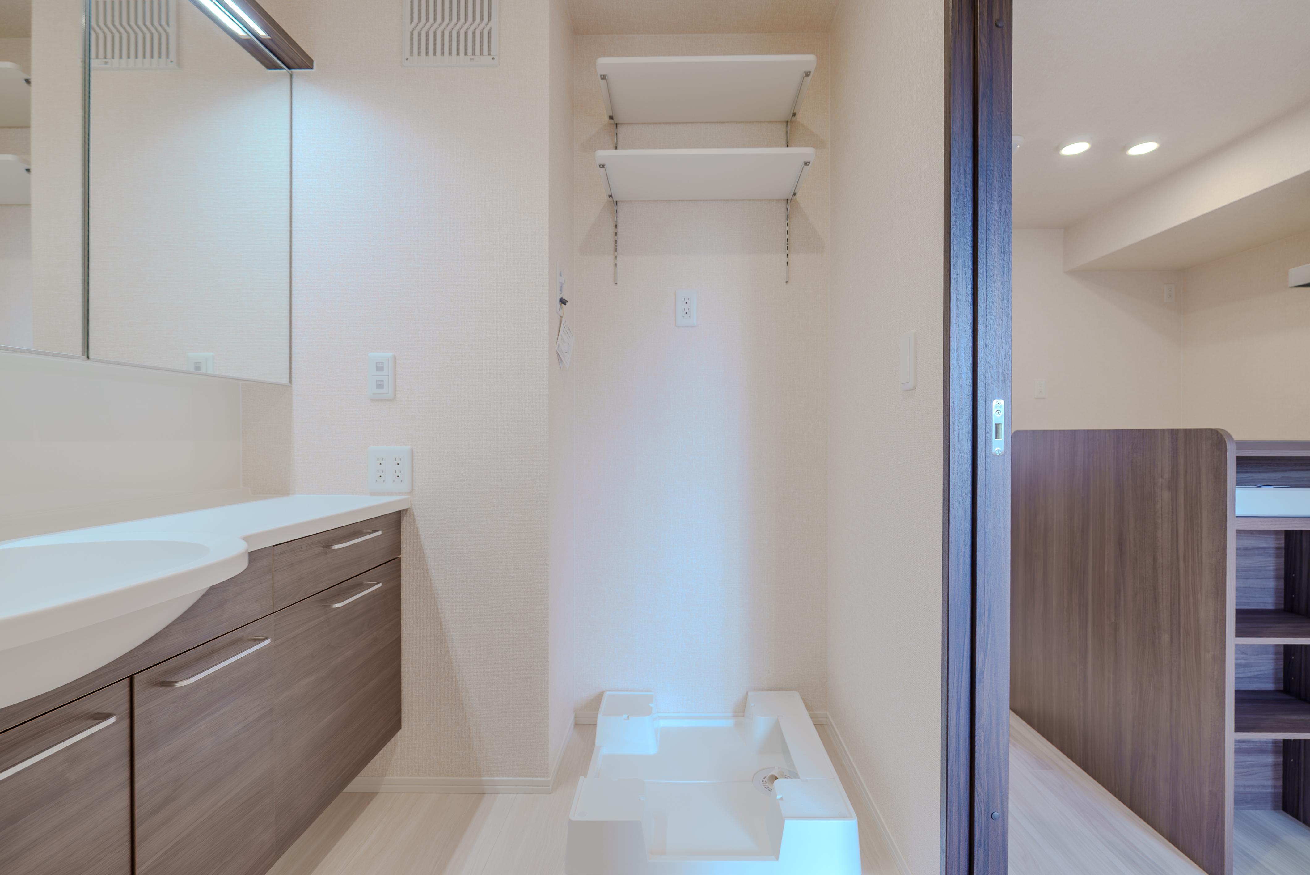 ★D-room★太陽光発電ZEH-M★インターネット無料★新築★レスア柏崎Ⅱ