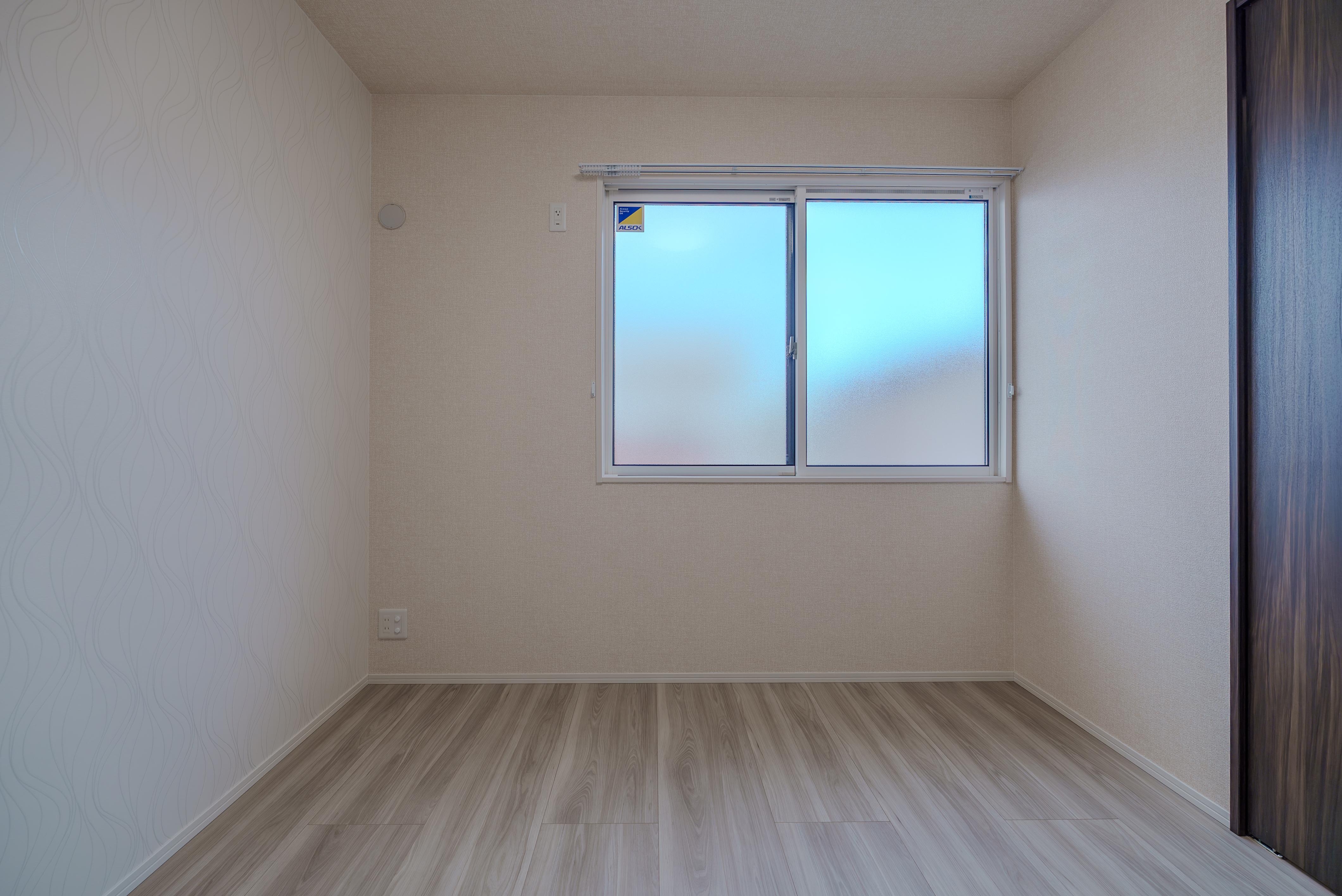 ★D-room★太陽光発電ZEH-M★インターネット無料★新築★レスア柏崎Ⅱ