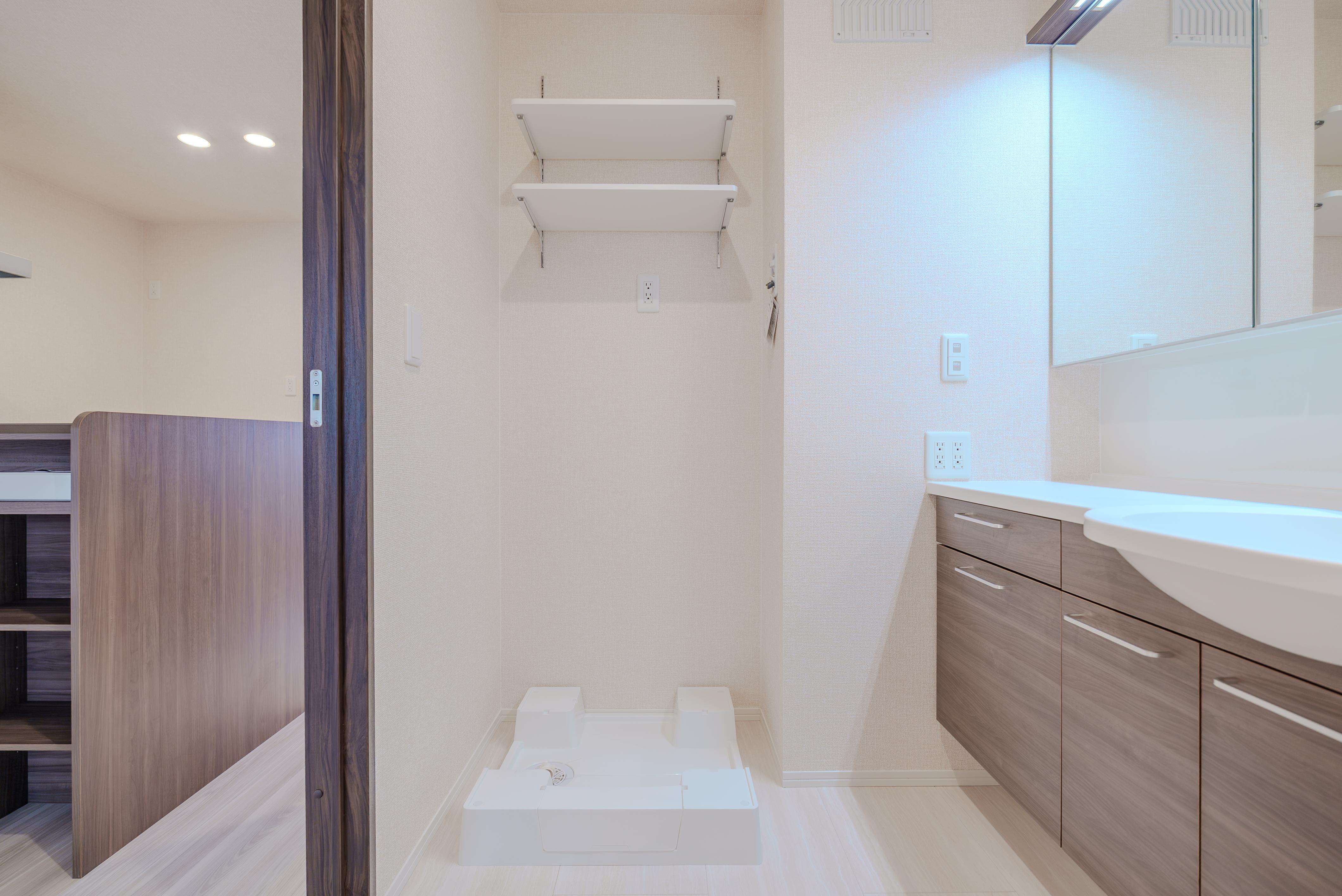 ★D-room★太陽光発電ZEH-M★インターネット無料★新築★レスア柏崎Ⅱ