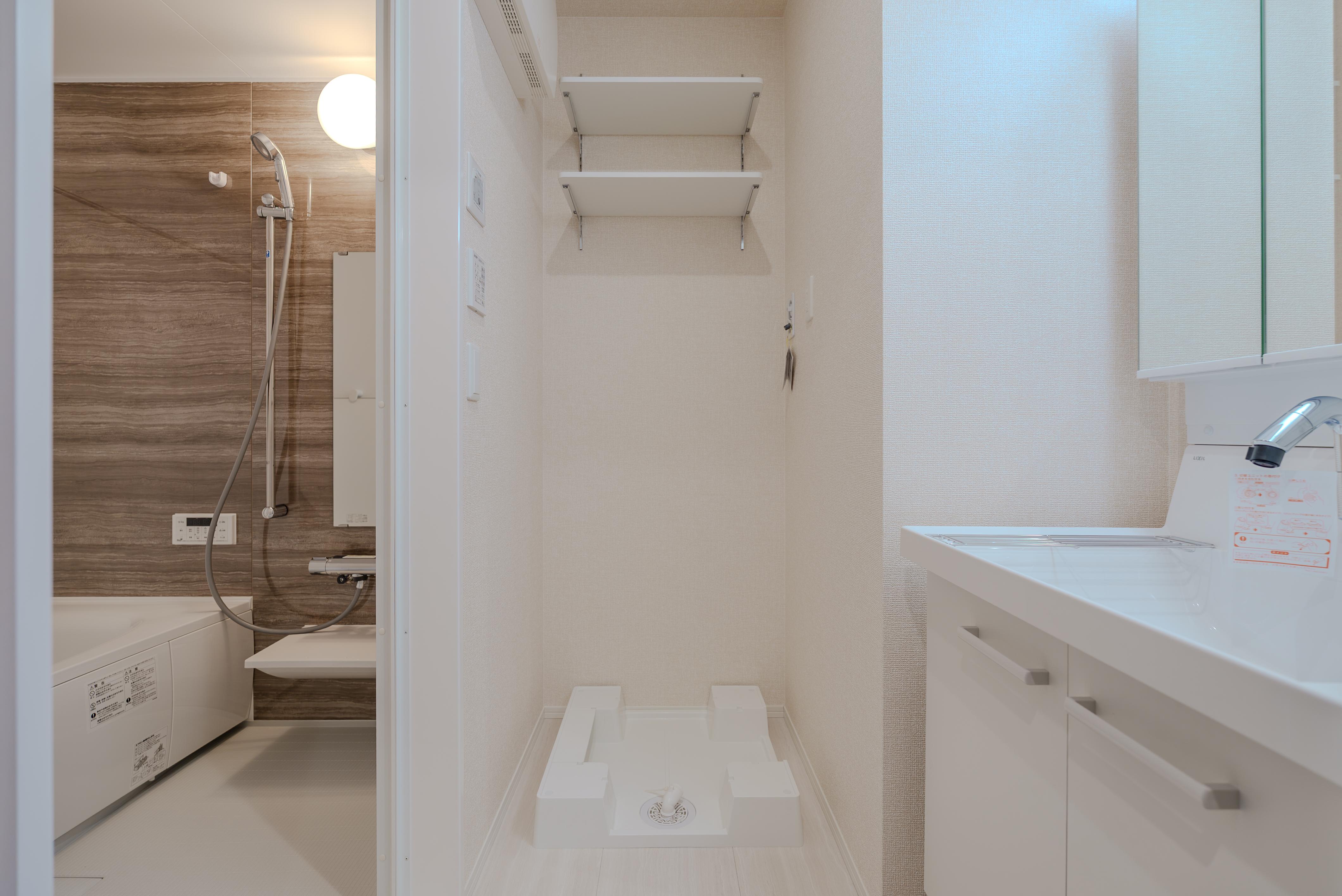 ★D-room★太陽光発電ZEH-M★インターネット無料★新築★レスア柏崎Ⅲ