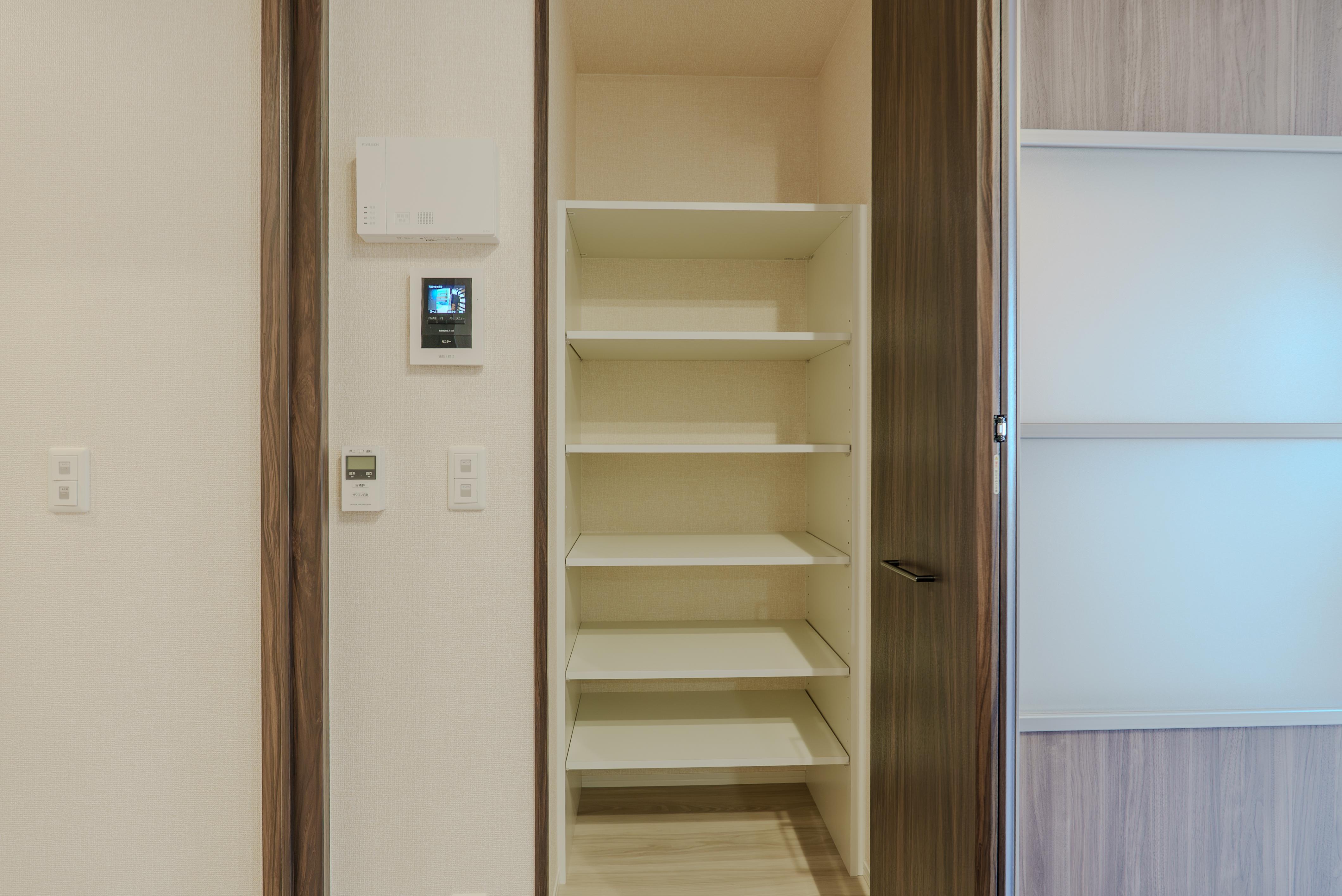 ★D-room★太陽光発電ZEH-M★インターネット無料★新築★レスア柏崎Ⅲ