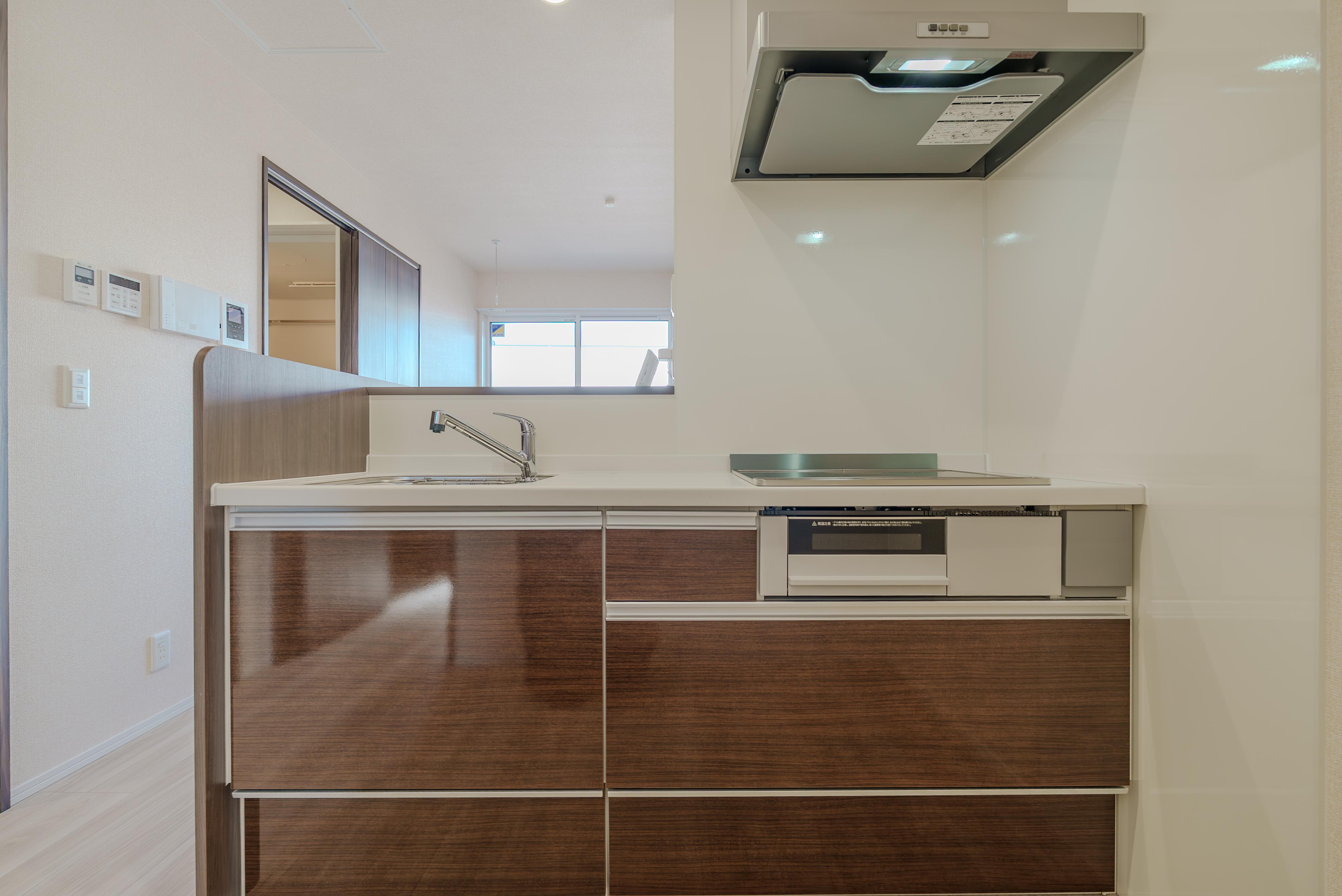 ★D-room★太陽光発電ZEH-M★インターネット無料★新築★レスア柏崎Ⅲ