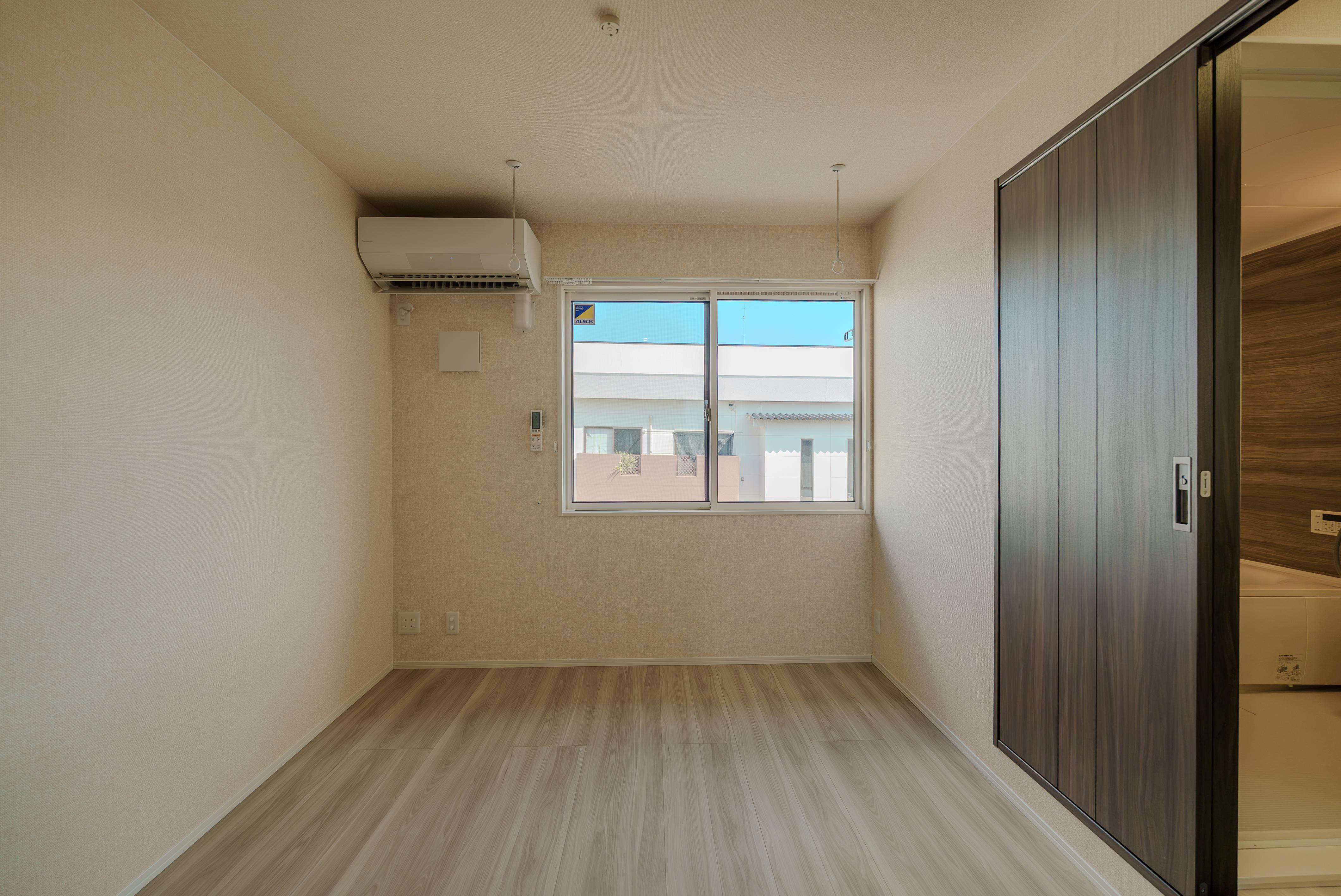 ★D-room★太陽光発電ZEH-M★インターネット無料★新築★レスア柏崎Ⅲ