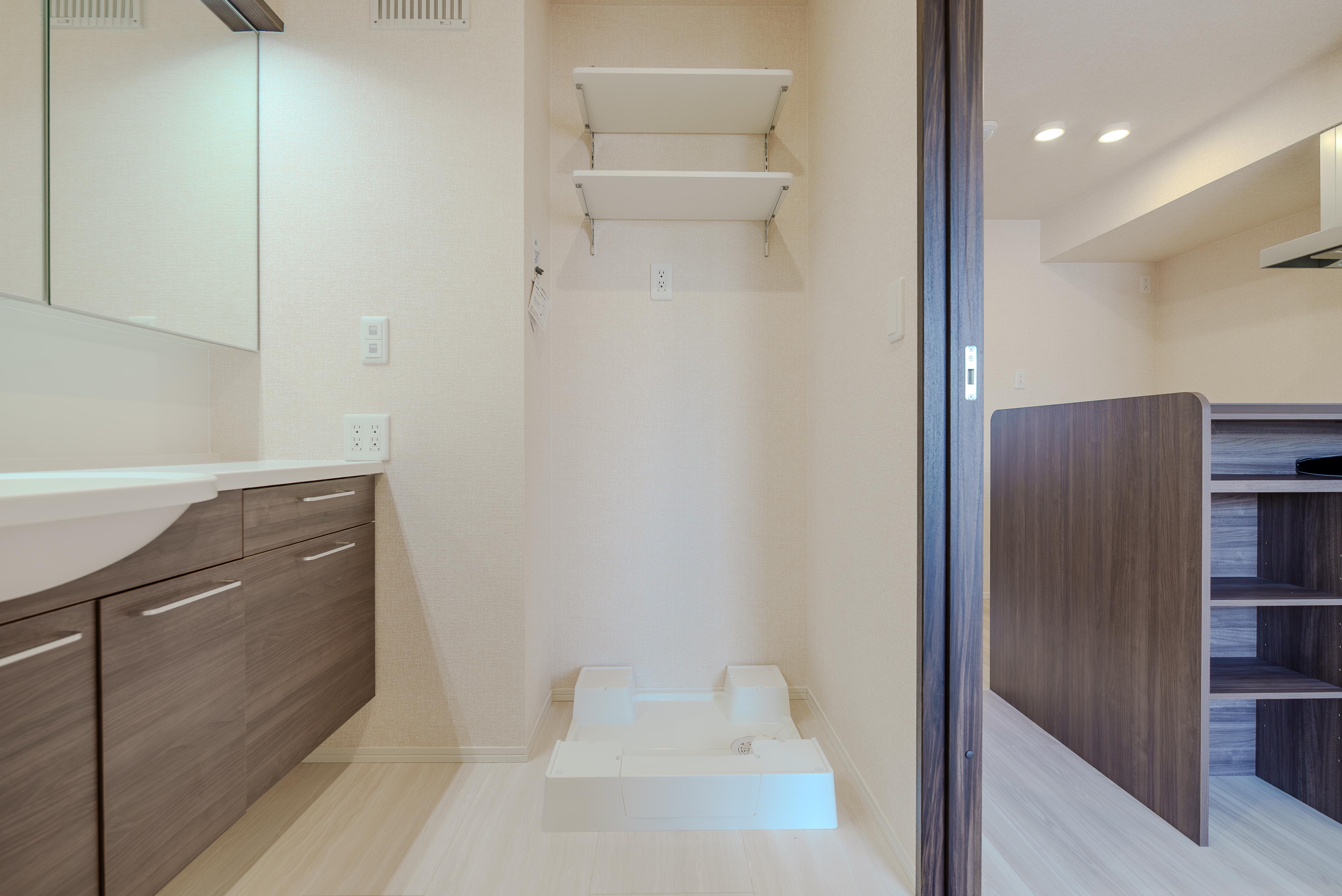 ★D-room★太陽光発電ZEH-M★インターネット無料★新築★レスア柏崎Ⅲ