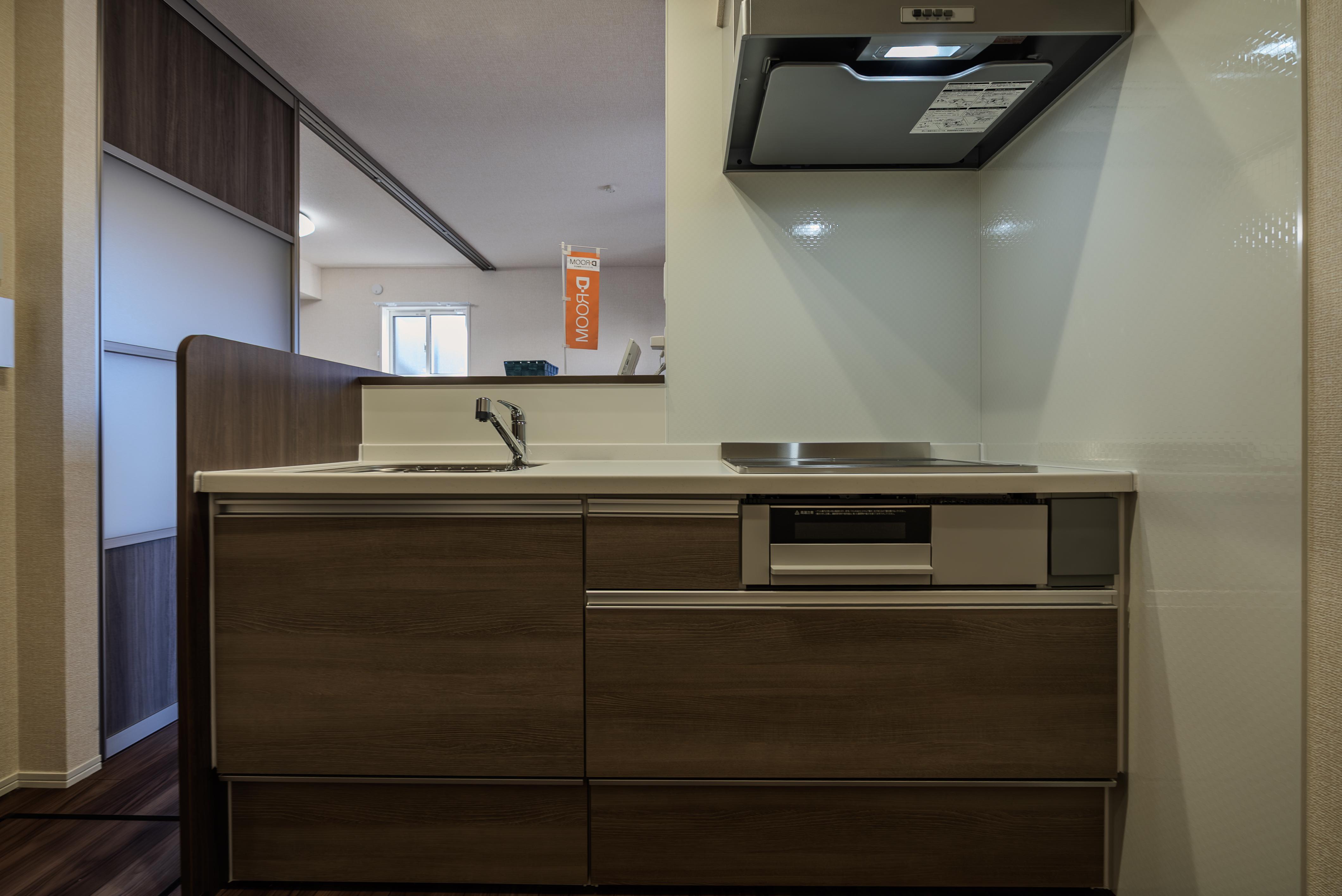 ★D-room★太陽光発電ZEH-M★インターネット無料★新築★レスア柏崎Ⅰ