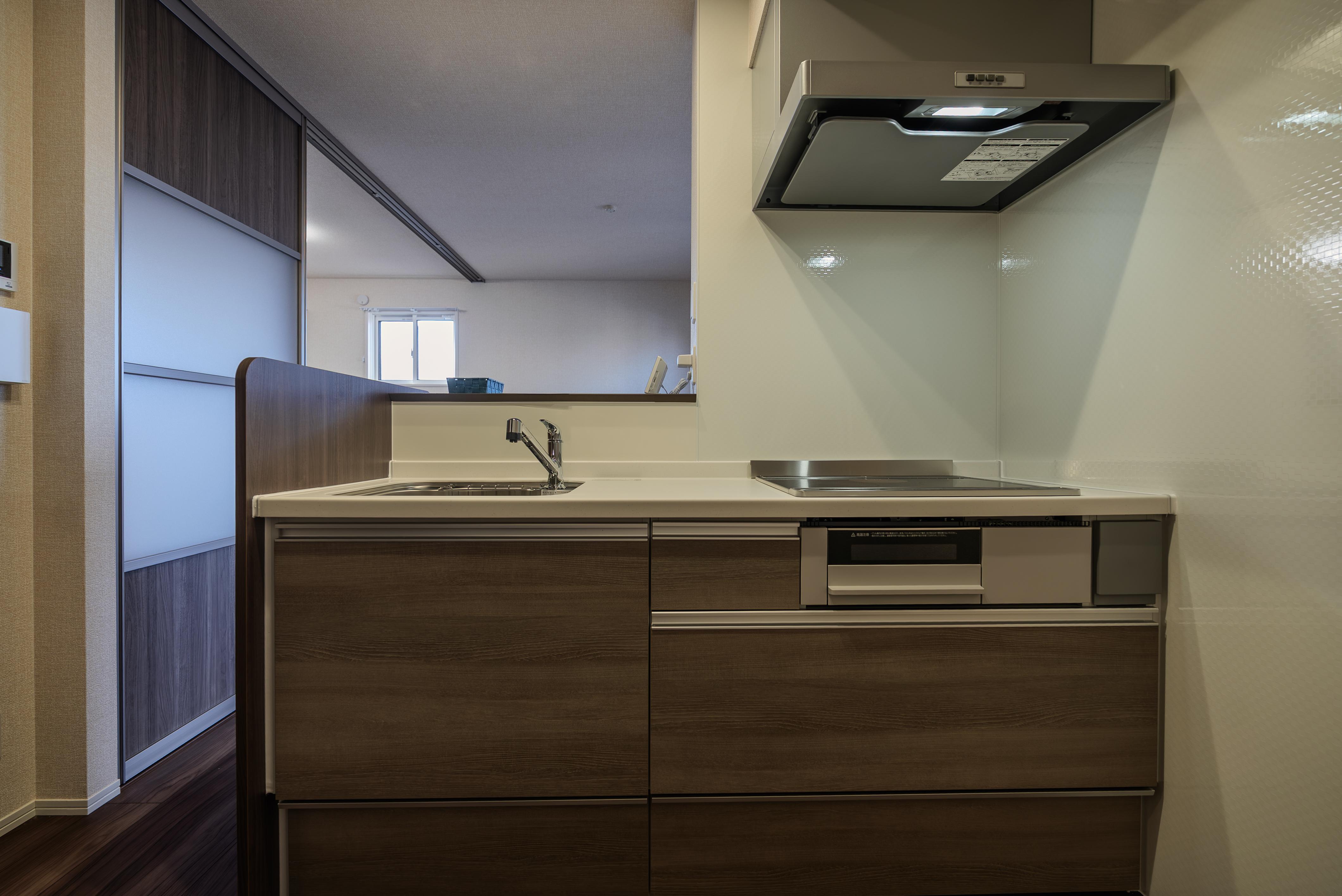 ★D-room★太陽光発電ZEH-M★インターネット無料★新築★レスア柏崎Ⅰ