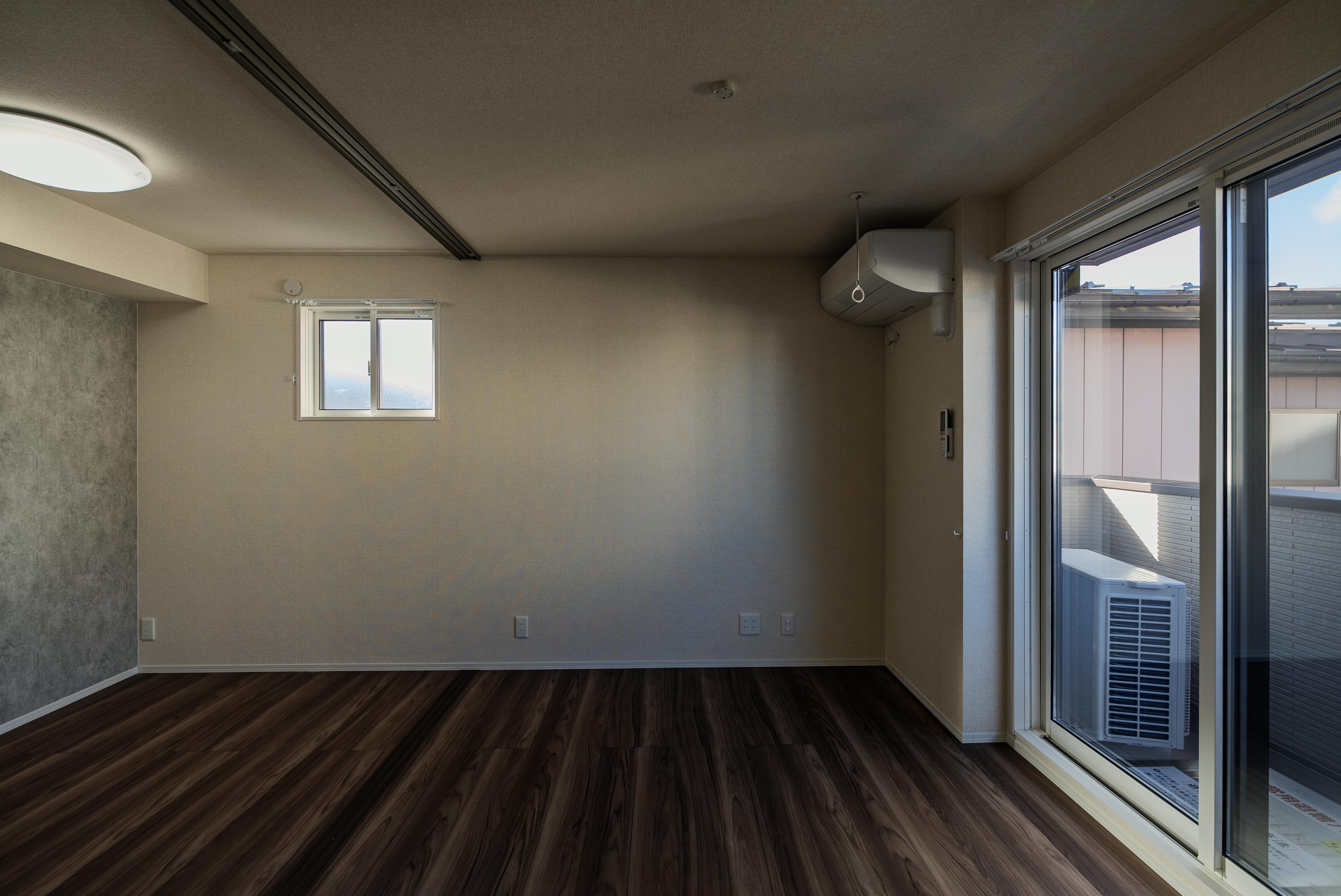 ★D-room★太陽光発電ZEH-M★インターネット無料★新築★レスア柏崎Ⅰ