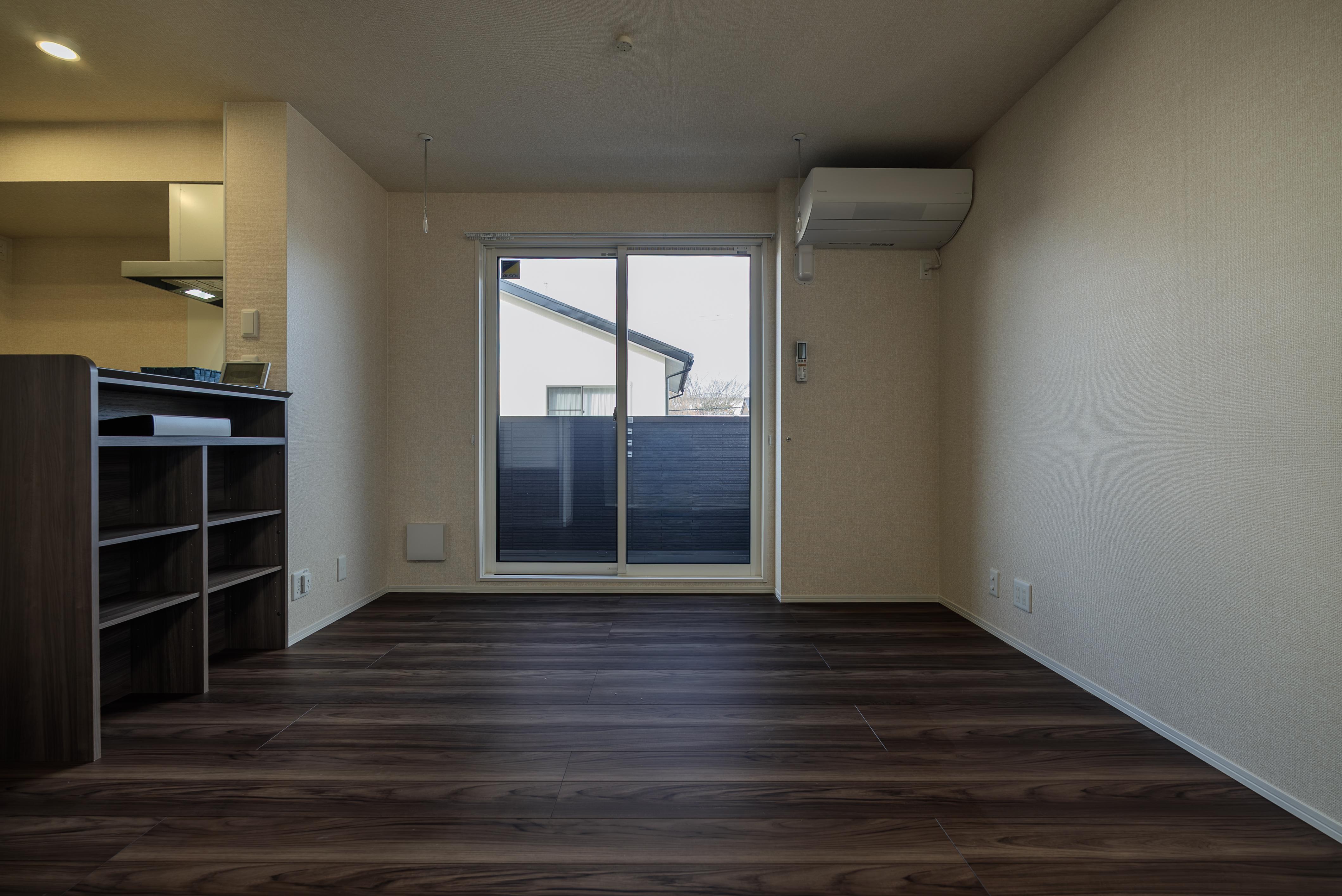 ★D-room★太陽光発電ZEH-M★インターネット無料★新築★レスア柏崎Ⅰ