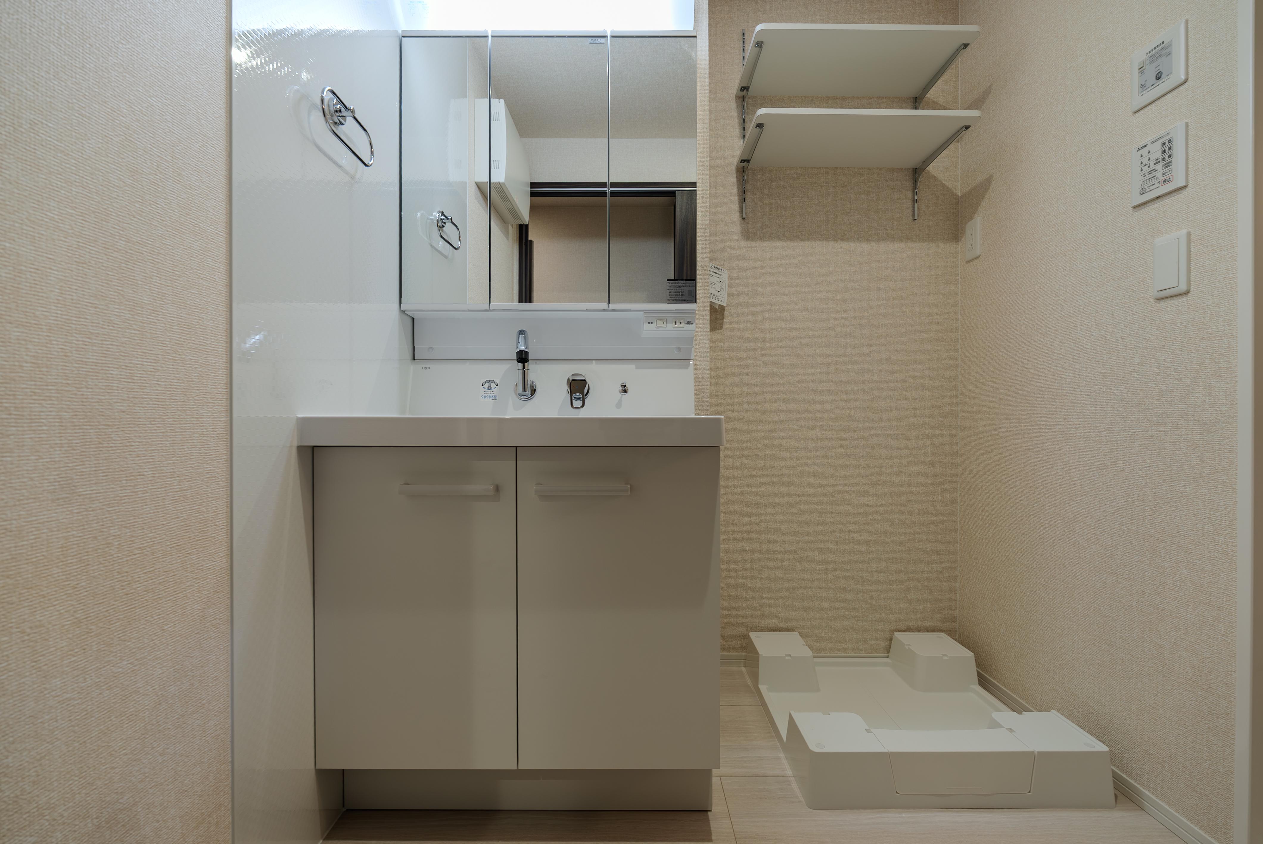 ★D-room★太陽光発電ZEH-M★インターネット無料★新築★レスア柏崎Ⅰ