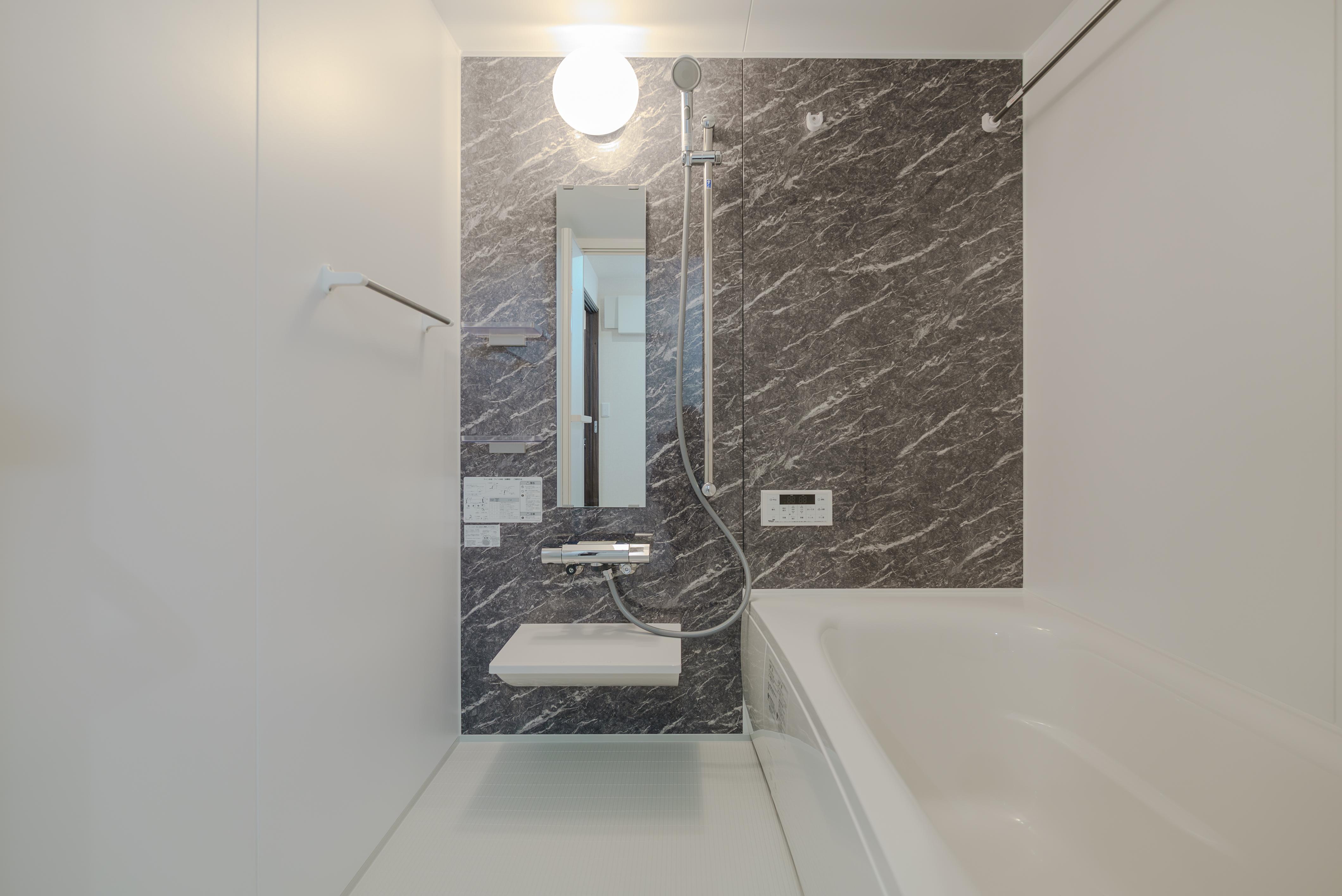 ★D-room★太陽光発電ZEH-M★インターネット無料★新築★レスア柏崎Ⅰ